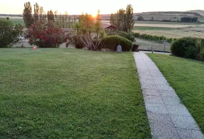 هتل روستایی Casale Farnesiana B&b