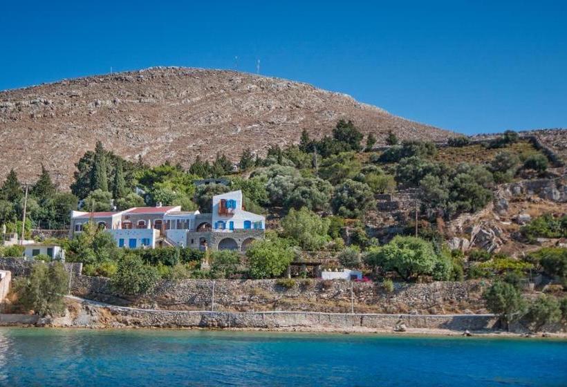 پانسیون Emporio