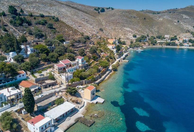 پانسیون Emporio