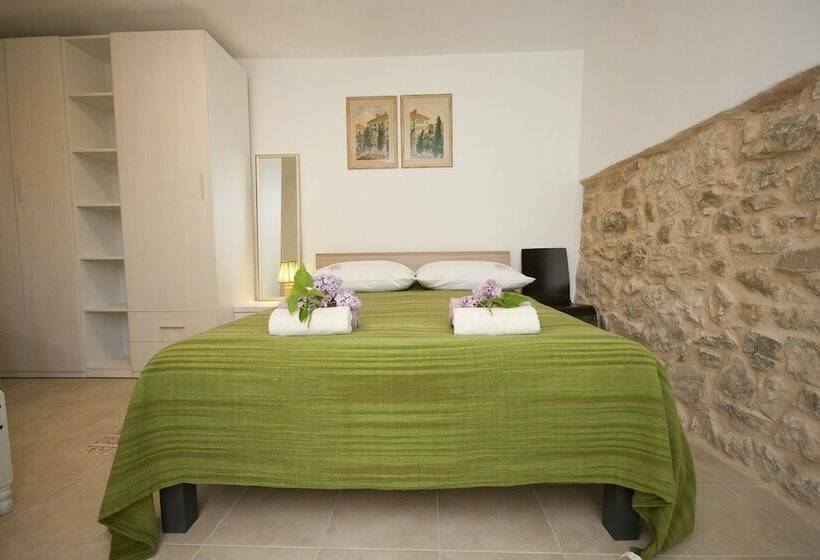 Pensiune Villa Spaladium