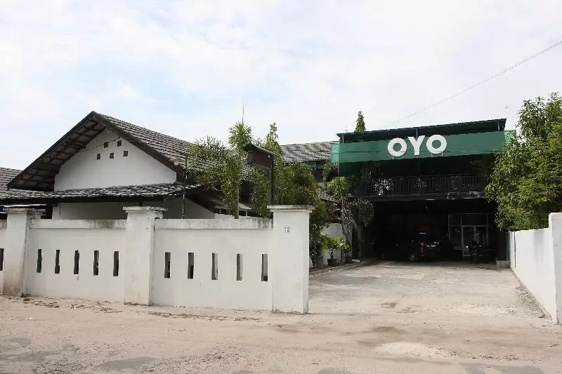هاستل Wisma Malawen By Oyo Rooms