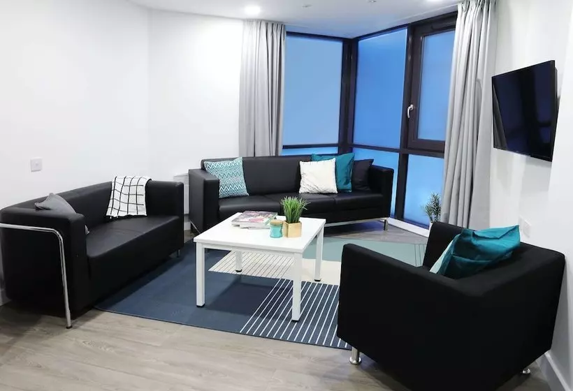 Aparto  Beckett House  City Centre  Campus Accommodation