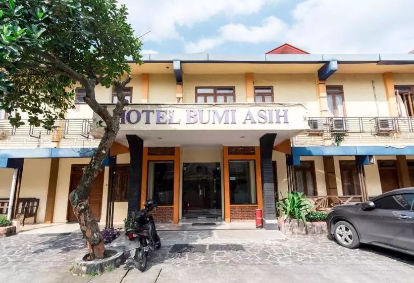ホテル Bumi Asih By Oyo Rooms