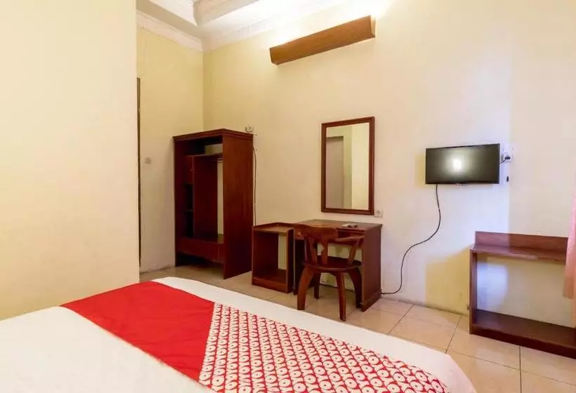 ホテル Bumi Asih By Oyo Rooms