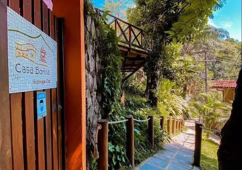 Hotelli Casa Bonita Hospedagem E Café