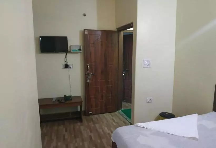 هتل Spot On 499 New Syangja Aandhikhola Lodge