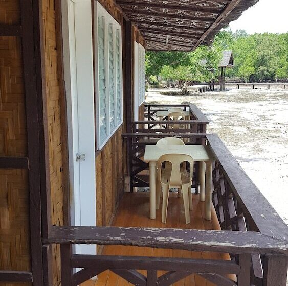 Hotel Talikud Island Mangrove Beach Resort