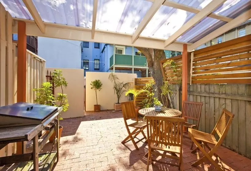 Newcastle Short Stay Apartments  Alfred Street Terraces