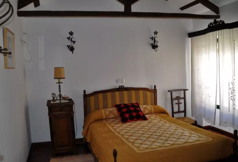 Casa De La Ermita