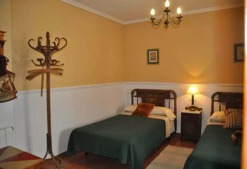 Casa De La Ermita