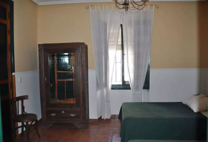 Casa De La Ermita