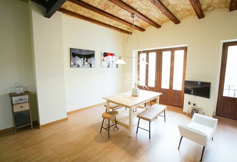 Marais Apartments By Hoom