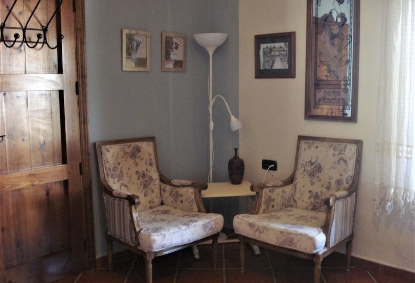 Spanish Hideaway Casa Magel B&b