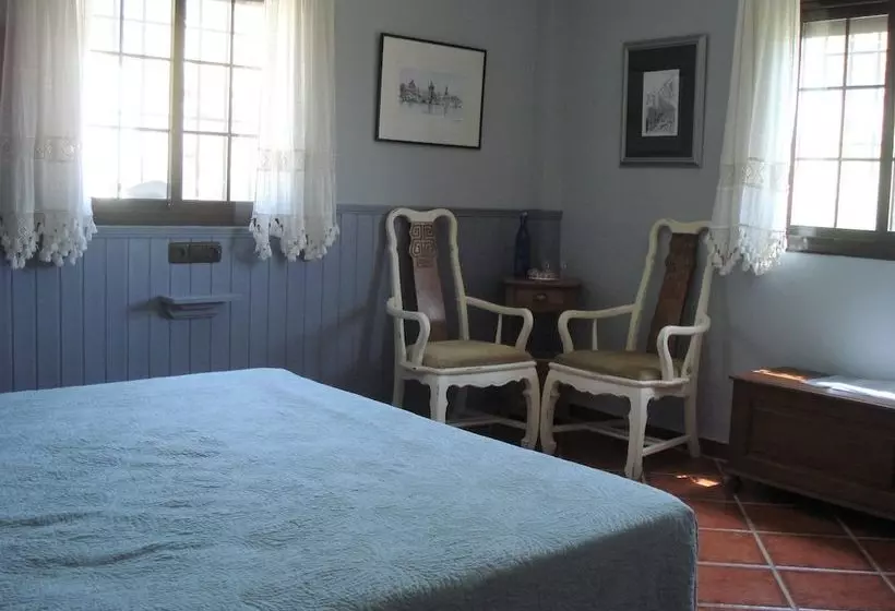 Spanish Hideaway Casa Magel B&b