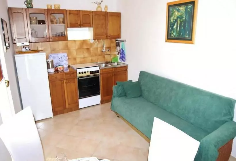 Apartments Mia 2