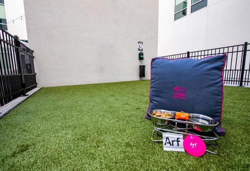 酒店 Aloft Savannah Downtown Historic District