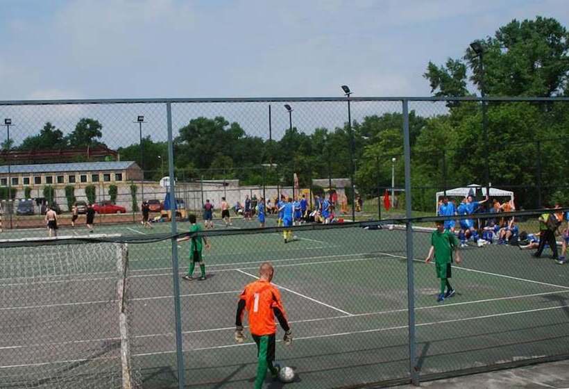 Hotelli Burevestnik Rowing Club