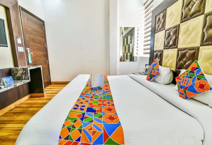 Fabhotel Aman Residency Sharifpura
