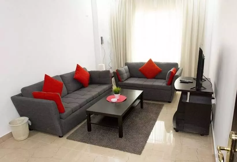 Hotelli Flowers Inn 2