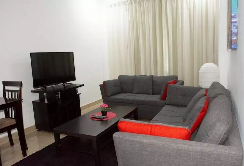 Hotelli Flowers Inn 2