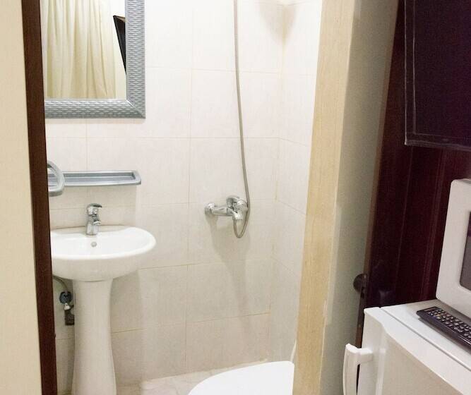 酒店 Flowers Inn 2