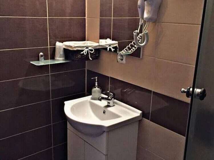 هتل روستایی Pensiuna Maramures Hoteni