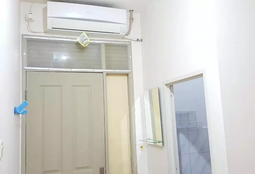پانسیون Delta Inn Bogor Syariah For Indonesian Only