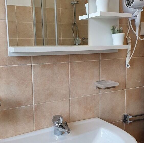 بنسيون Residenza Chiara