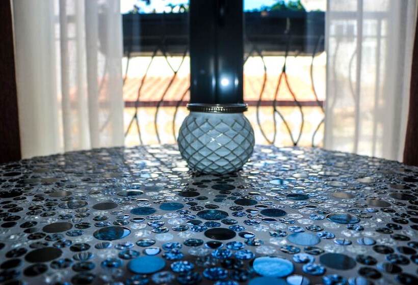 The Birds Nest Luxury B&b