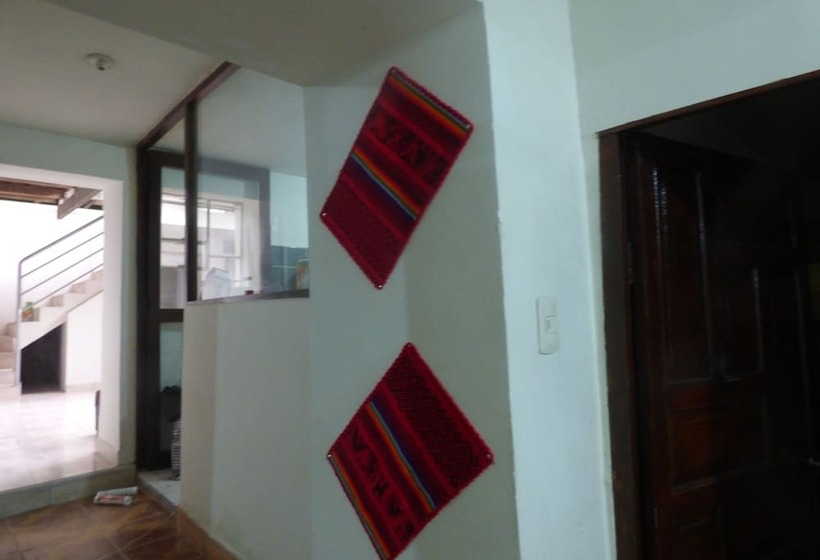 The Grasshopper Hostels Av Alta