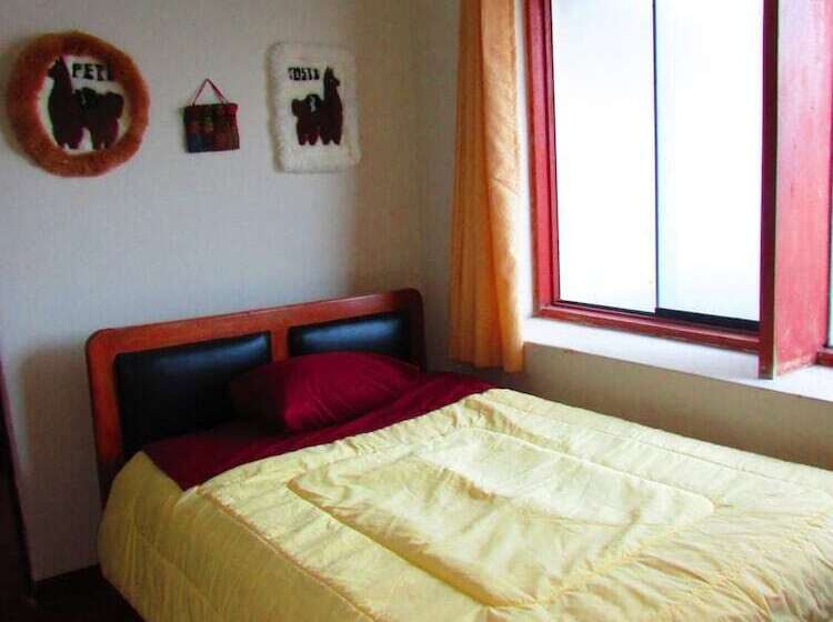 The Grasshopper Hostels Av Alta