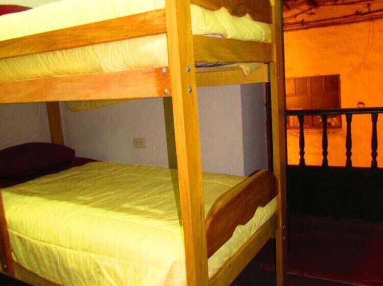 The Grasshopper Hostels Av Alta