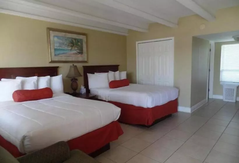 The Bayside Inn & Marina