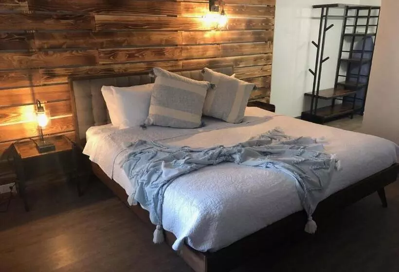 Bel Aire Motel