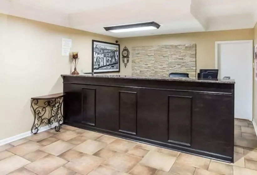 Отель 7 Inn Paducah