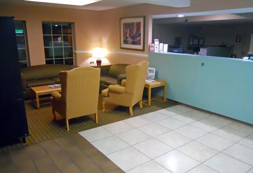 Отель America S Best Inn And Suites Beaufort