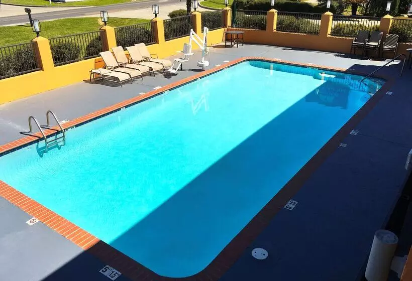 호텔 Americas Best Value Inn Denham Springs