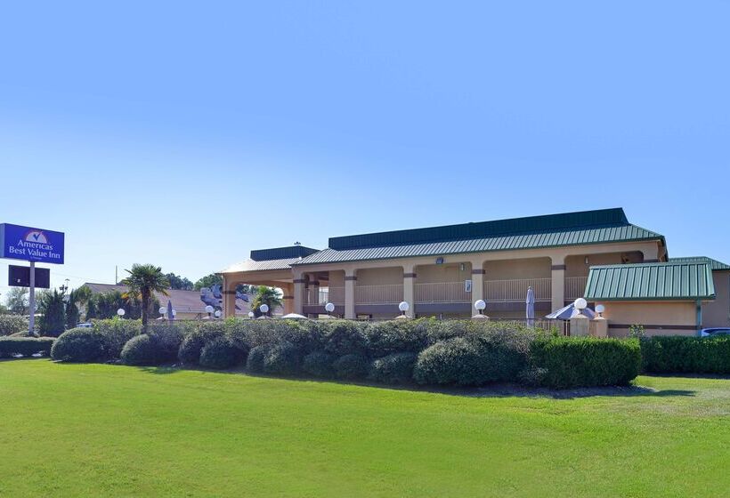 בית מלון כפרי Americas Best Value Inn Denham Springs