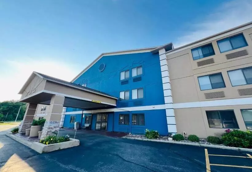 هتل Americinn By Wyndham Glendale Milwaukee