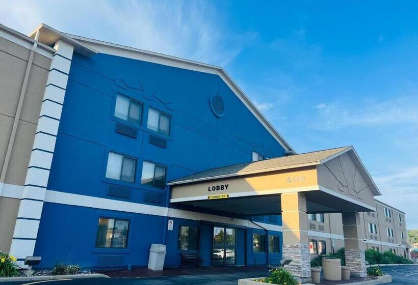 فندق Americinn By Wyndham Glendale Milwaukee