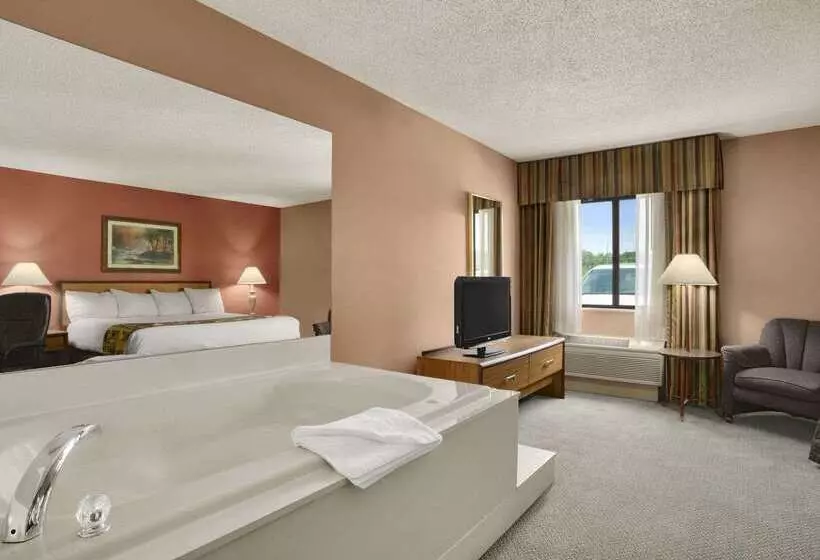 酒店 Baymont By Wyndham Sullivan