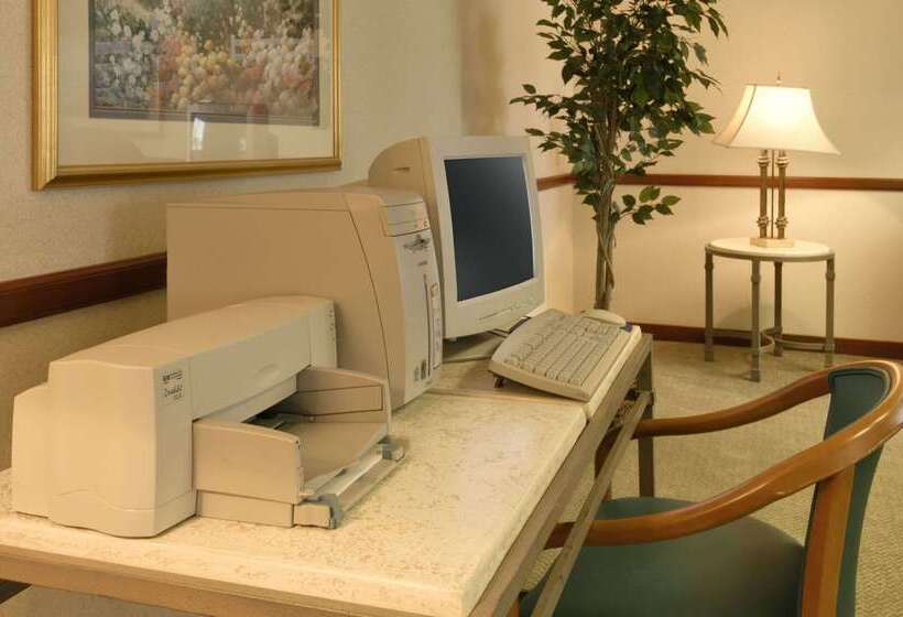 호텔 Baymont By Wyndham Sullivan