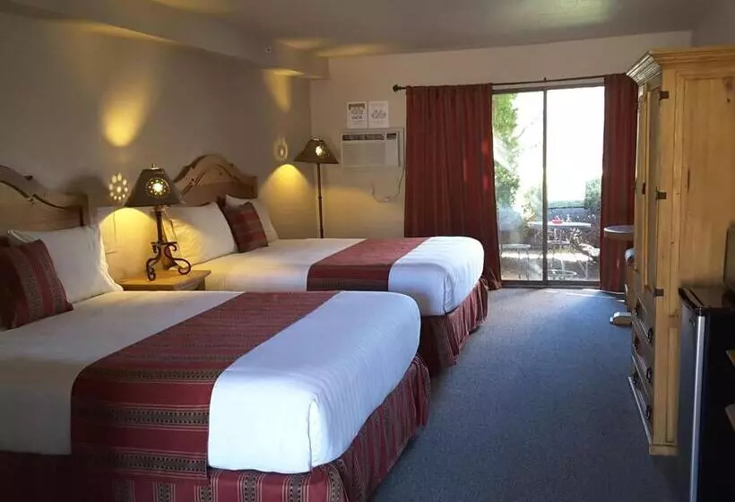 בית מלון כפרי Beaver Creek Inn