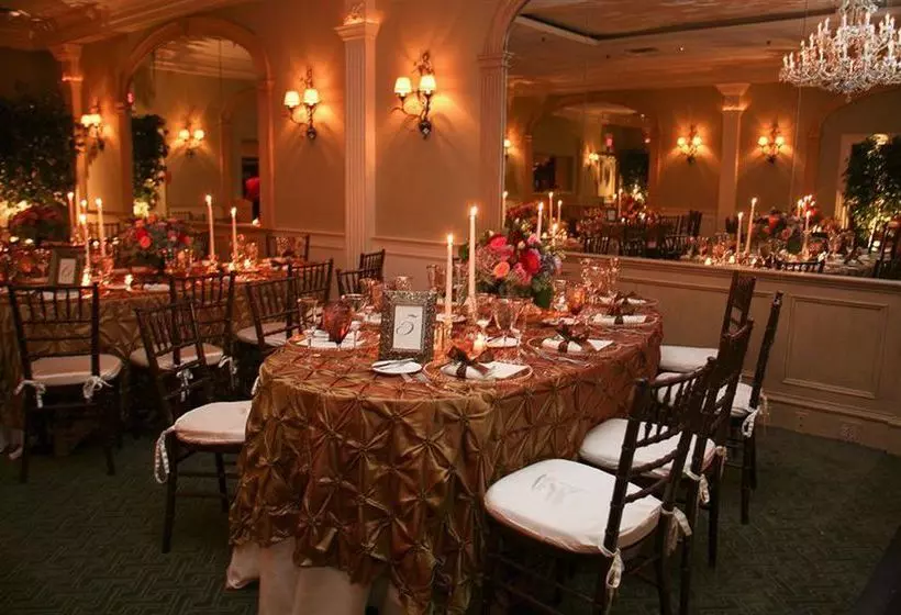 בית מלון כפרי Bernards Inn