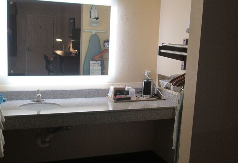 فندق Best Western Llano