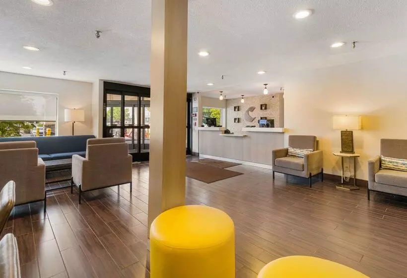 호텔 Comfort Inn Mayfield Heights Cleveland East