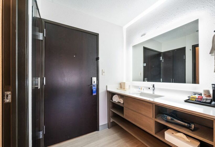 호텔 Comfort Inn Mayfield Heights Cleveland East