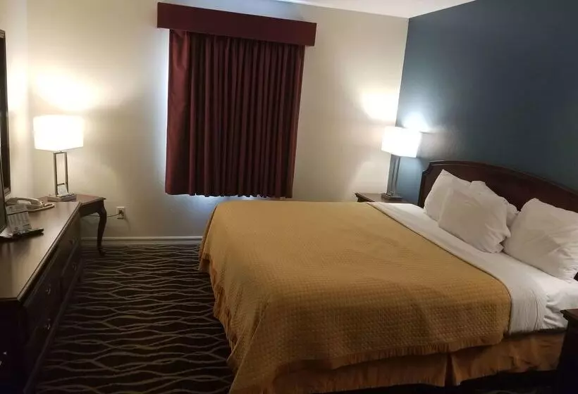 호텔 Days Inn And Suites By Wyndham Sikeston