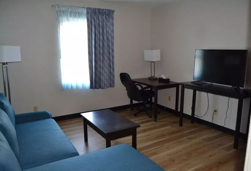 호텔 Days Inn And Suites By Wyndham Sikeston