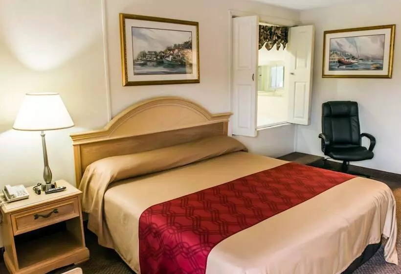 호텔 Econo Lodge Perry